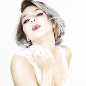 Colette Carr - List pictures