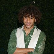 Corbin Bleu - List pictures