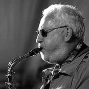 Lee Konitz - List pictures