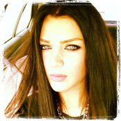 Nina Sublatti - List pictures