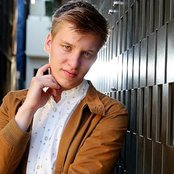 George Ezra - List pictures