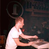 Junkie Xl - List pictures