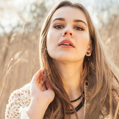 Emmelie De Forest - List pictures