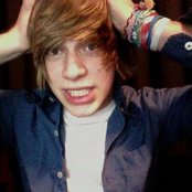 Stephen Jerzak - List pictures