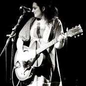 Holly Golightly - List pictures