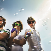 Born Ruffians - List pictures