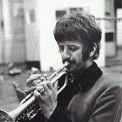 Ringo Starr - List pictures