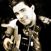 Josh Gracin - List pictures