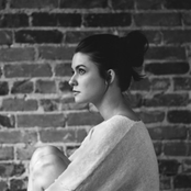 Meg Myers - List pictures