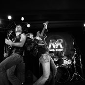 Decemberadio - List pictures