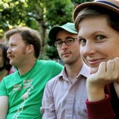 Allo Darlin' - List pictures