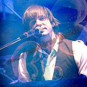 Axel Fernando - List pictures