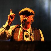 Kim Larsen - List pictures