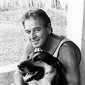 Carlos Lyra - List pictures