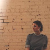 Mara Hruby - List pictures