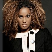 Daisy Dee - List pictures