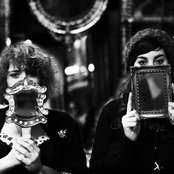 Peggy Sue - List pictures