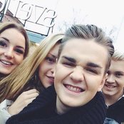 A*base - List pictures