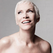 Annie Lennox - List pictures