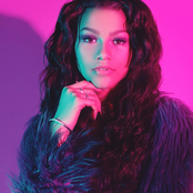 Zendaya Coleman - List pictures