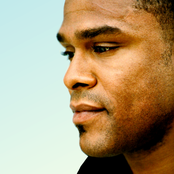 Maxwell - List pictures