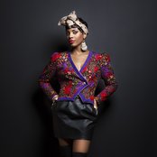 Jade Novah - List pictures