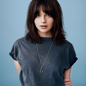 Gabrielle Aplin - List pictures