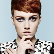 Chloe Howl - List pictures
