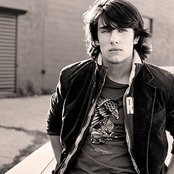 Teddy Geiger - List pictures