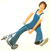 Hiromi Go - List pictures