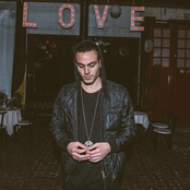 Alex Vargas - List pictures