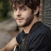 Thomas Rhett - List pictures
