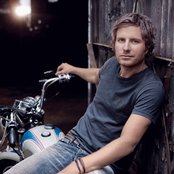 Dierks Bentley - List pictures