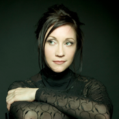 Holly Cole - List pictures