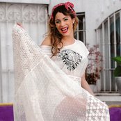 Martina Stoessel - List pictures