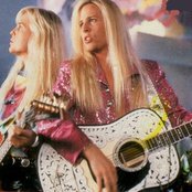 Nelson - List pictures