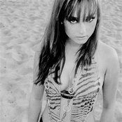 Krys Ivory - List pictures