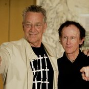 Robby Krieger - List pictures