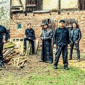 Human Fortress - List pictures