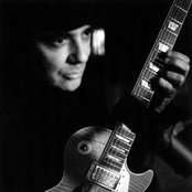 Daniel Lanois - List pictures