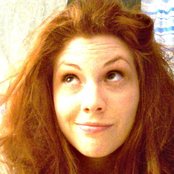 Lisa Leuschner - List pictures