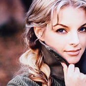 Yvonne Catterfeld - List pictures