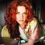 Nikka Costa - List pictures
