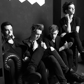 The 1975 - List pictures