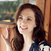 Lori Mckenna - List pictures