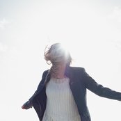 Louane - List pictures