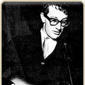 Holly Buddy - List pictures