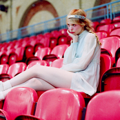 Petite Meller - List pictures