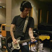 Johnny Marr - List pictures