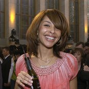 Joy Denalane - List pictures